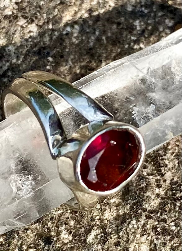 Ring Granat