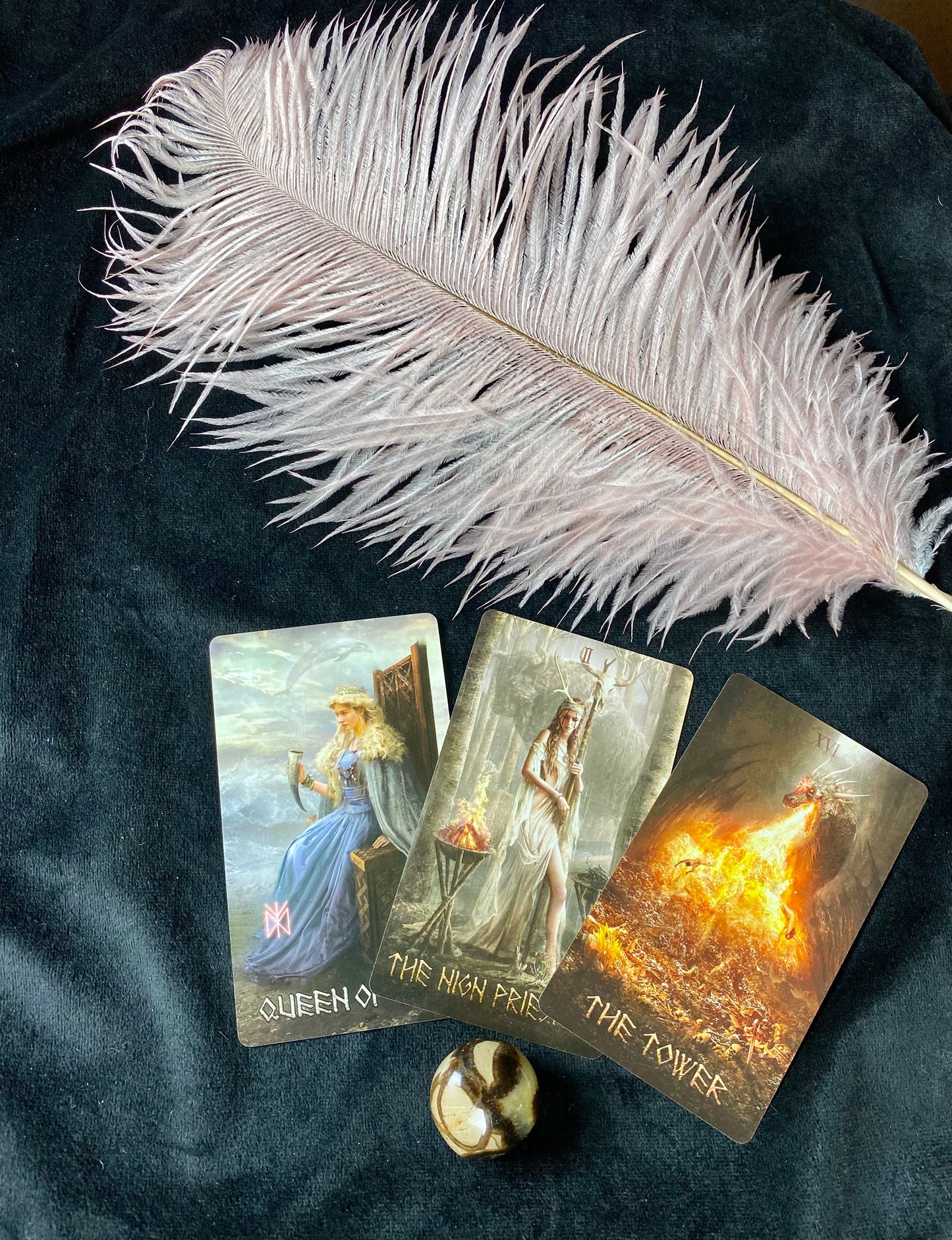 Runic Tarot stora boxen